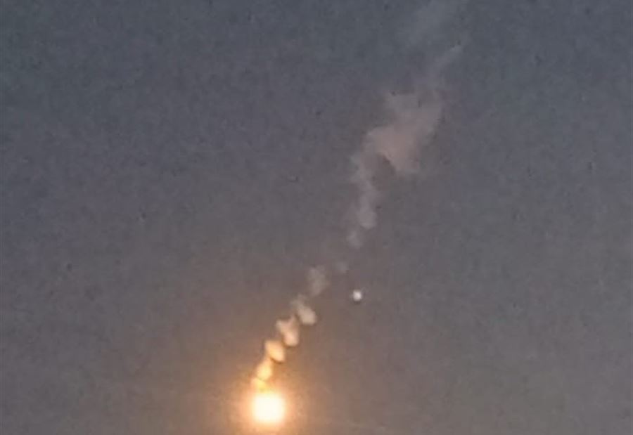 قذائف ضوئية في أجواء المنطقة الحدودية!