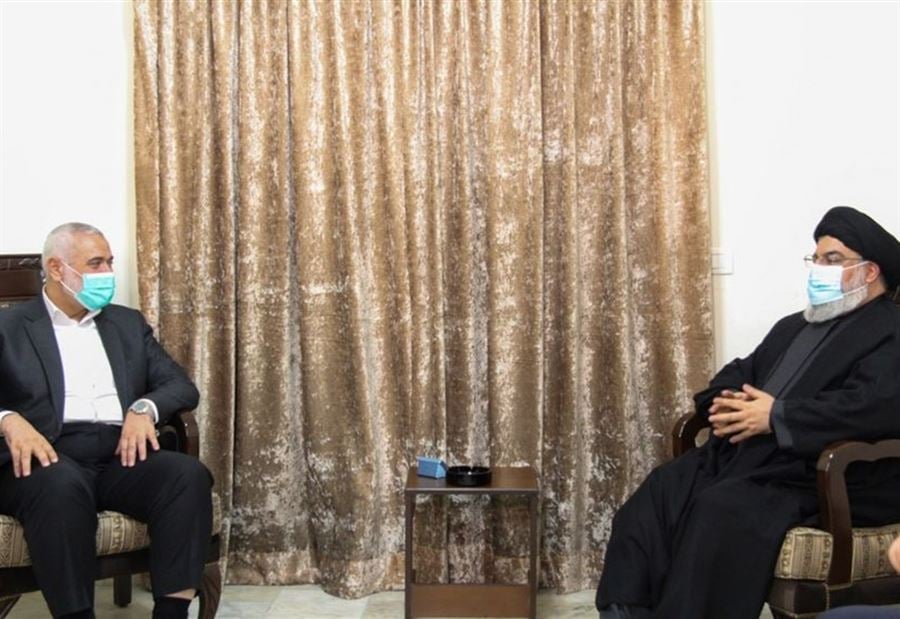 "حزب الله" يضربُ مبادرةَ ماكرون "حزب الله" يضربُ مبادرةَ ماكرون