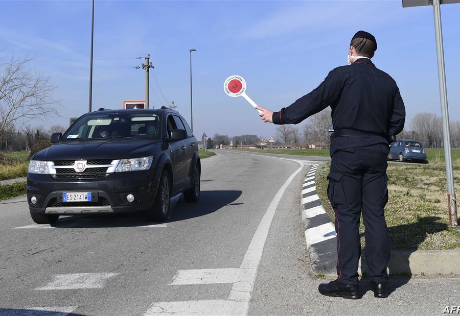 أفضل طريقة لتجنب التقاط عدوى كورونا داخل سيارة أفضل طريقة لتجنب التقاط عدوى كورونا داخل سيارة