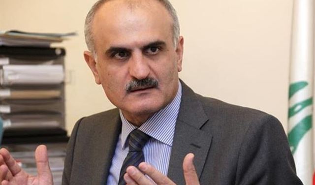 خليل "live" فيسبوك.. "المالية بخدمتك"