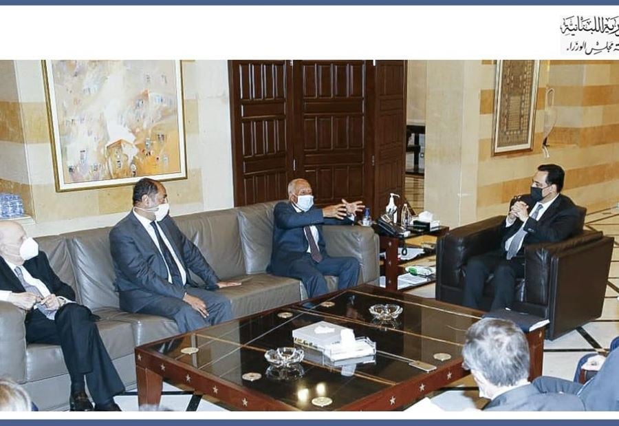 أبو الغيط في السراي... "مطالبة بالوقوف إلى جانب لبنان" 