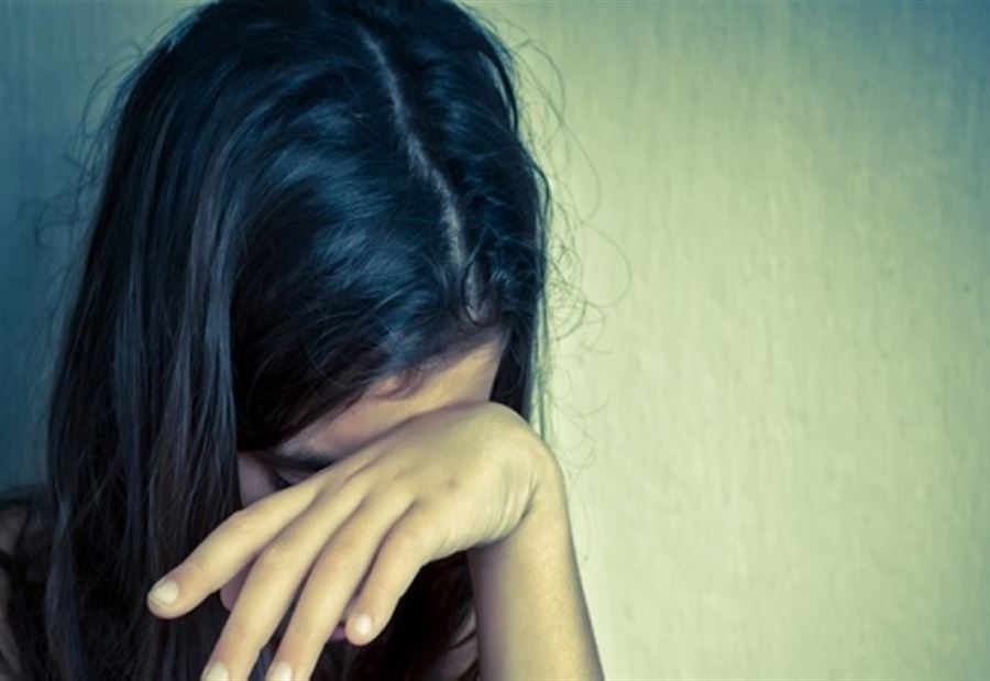 بالوقائع... تودّد للقاصر فاستغلها مادياً وجنسياً