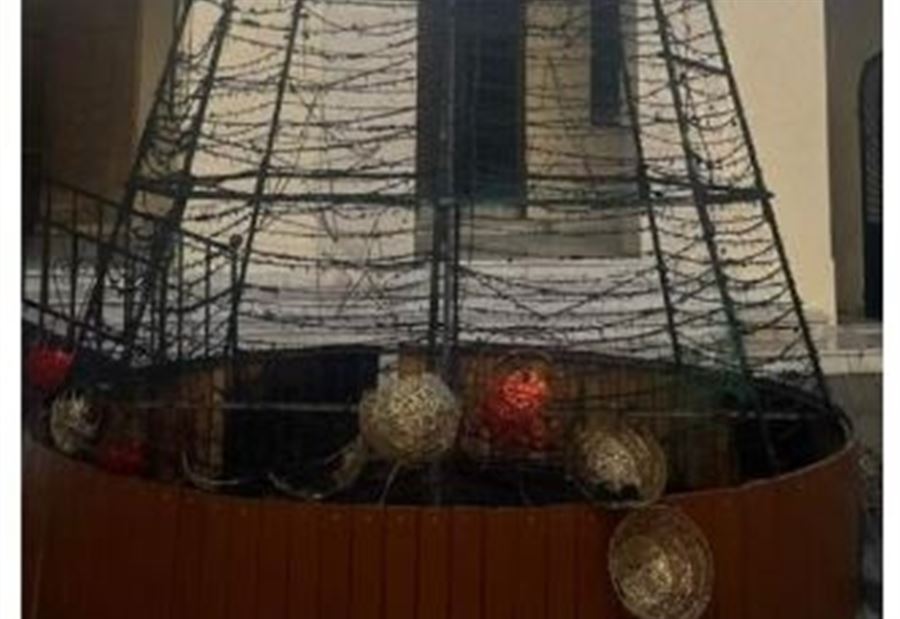 بعد إحراق شجرة الميلاد في طرابلس... الجيش يوقف الفاعل 