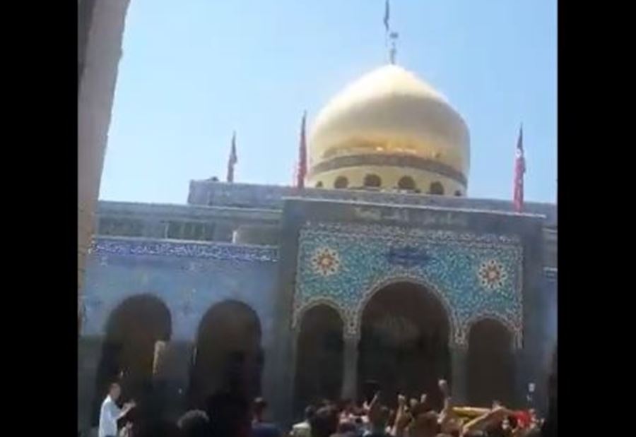 بالفيديو: الوداع الأخير لشهيدي حزب الله لمقام السيدة زينب 