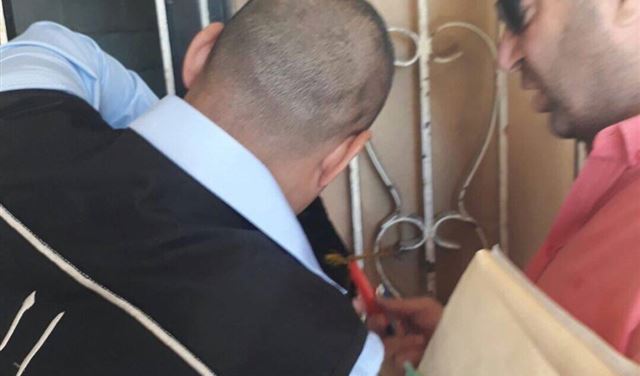 في زغرتا.. ختم معمل حلويات بالشّمع الأحمر