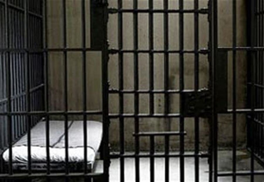 فرار 3 مساجين من مركز قوى الامن في الوروار