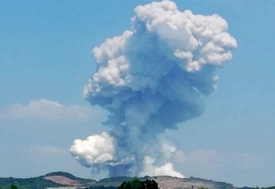 بالفيديو..إنفجارٌ يهزُ مصنعاً للألعاب النارية في تركيا