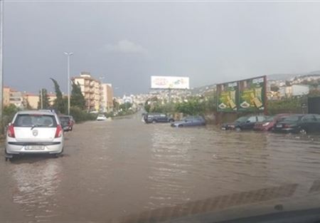 بالصورة: برك مياه في الشويفات بسبب الأمطار بالصورة: برك مياه في الشويفات بسبب الأمطار