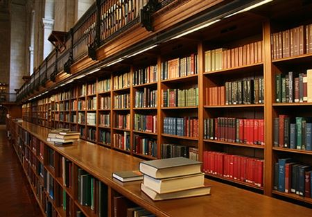 مكتبة باليابان توفر مكانا للنوم مكتبة باليابان توفر مكانا للنوم