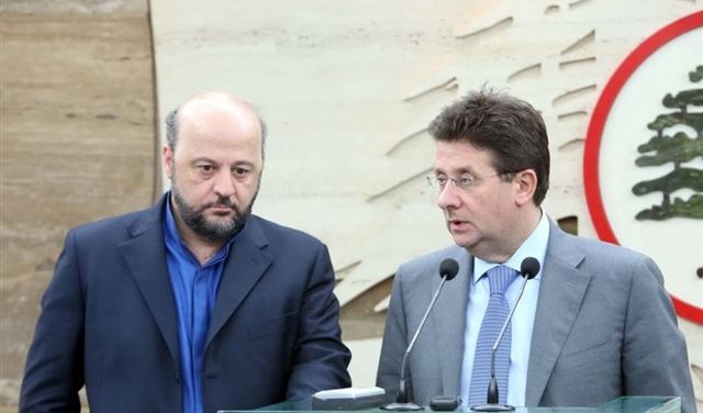 لا تراجع من "التيار" و"القوات".. لا تراجع من "التيار" و"القوات"..