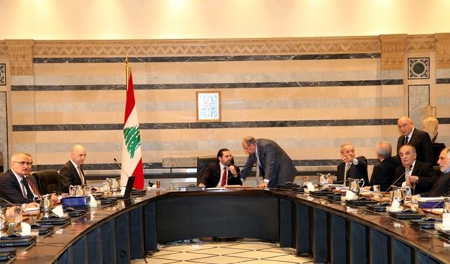 ٌُقُبيل جلسة الحكومة.. الوزراء يعلّقون على كلام الحريري