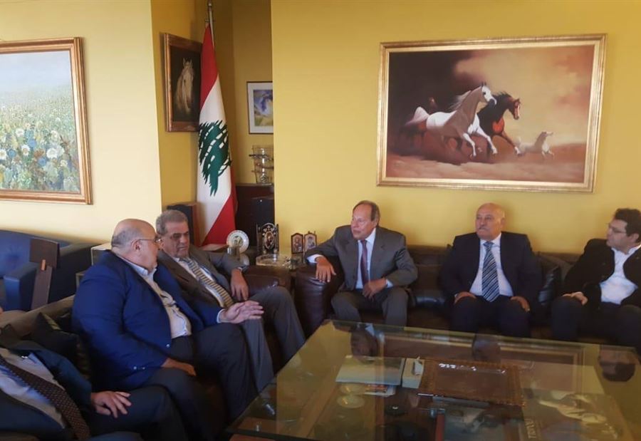 مبادرة لاخراج لبنان من المأزق السياسي!
