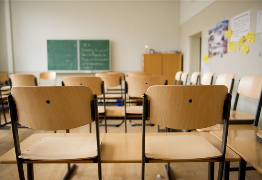 بعد تغييب لجان الأهل عن الاتفاق التربوي... الطويل تحذّر!  بعد تغييب لجان الأهل عن الاتفاق التربوي... الطويل تحذّر!