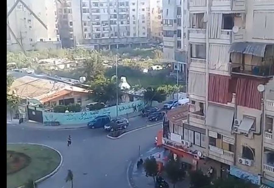 بالفيديو: إشكال بين أصحاب الفانات وإطلاق الرصاص  بغزارة