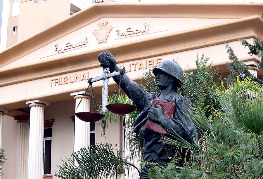 العميد حسين عبدالله يتنحى عن رئاسة المحكمة العسكرية 