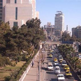 "4 وزراء لبنانيين منشقين يتبخترون في شوارع الشام"