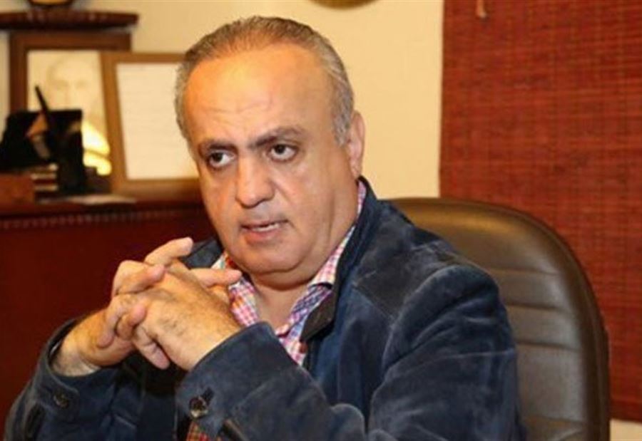 وهاب لجنبلاط: لك شيخك ولنا شيخنا
