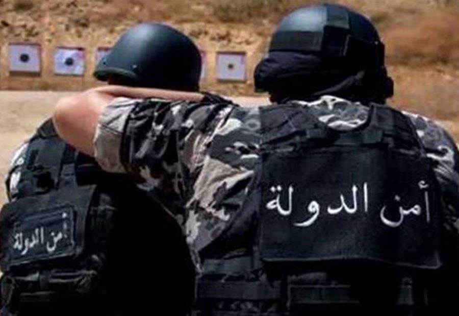 توقيف مزوّر بطاقات أمنية ولوحات سيارات!