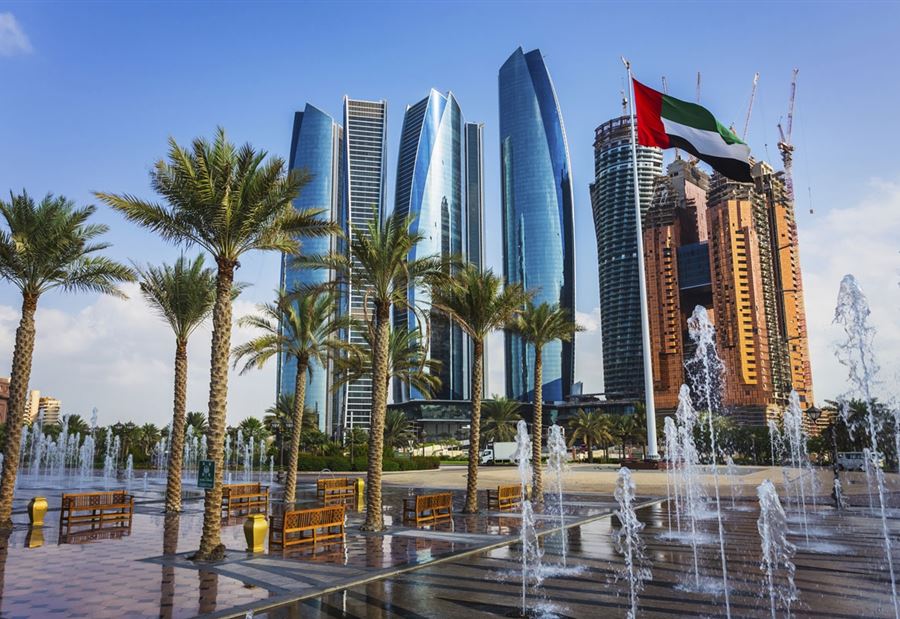 الإمارات تكشف موعد السماح بالسفر