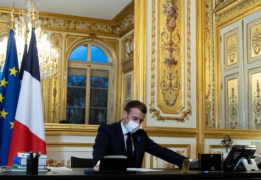 ماكرون: لن نغير حقنا ماكرون: لن نغير حقنا