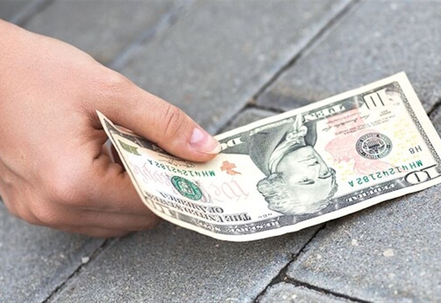 إرتفاعٌ جديدٌ في دولار السوق السوداء