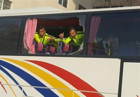 بالصورة.. الاعتداء على "العهد" بعد المباراة مع النجمة