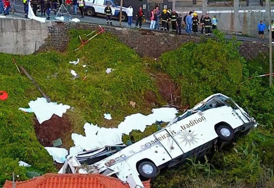 مقتل 29 سائحا ألمانيا في انقلاب حافلة بجزيرة ماديرا