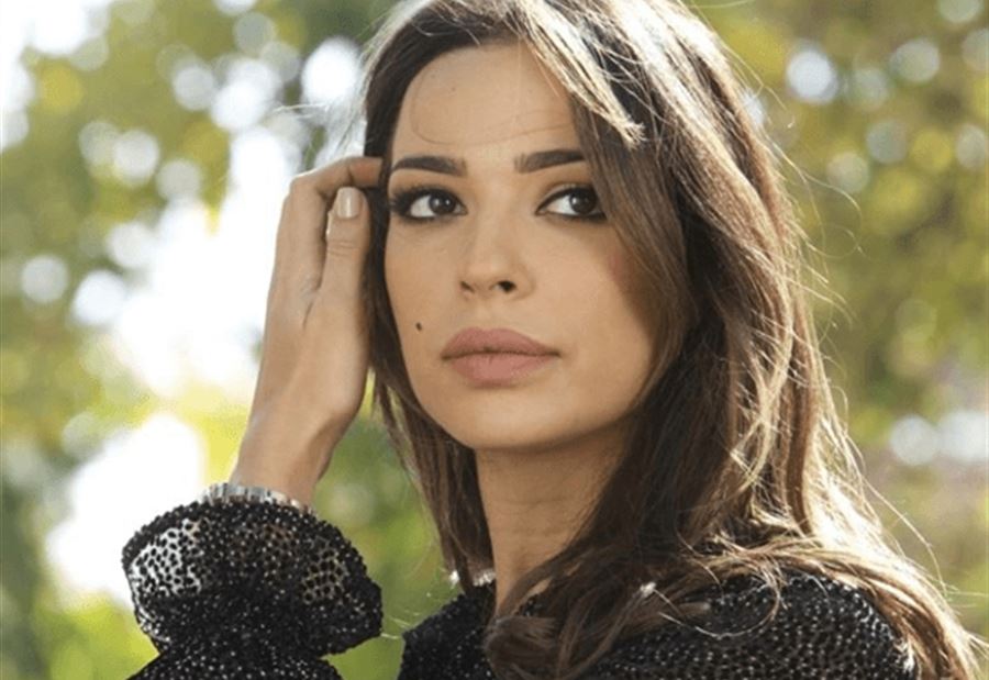 الصورة الأولى لـ نادين نجيم  بعد إصابتها بـ إنفجار بيروت