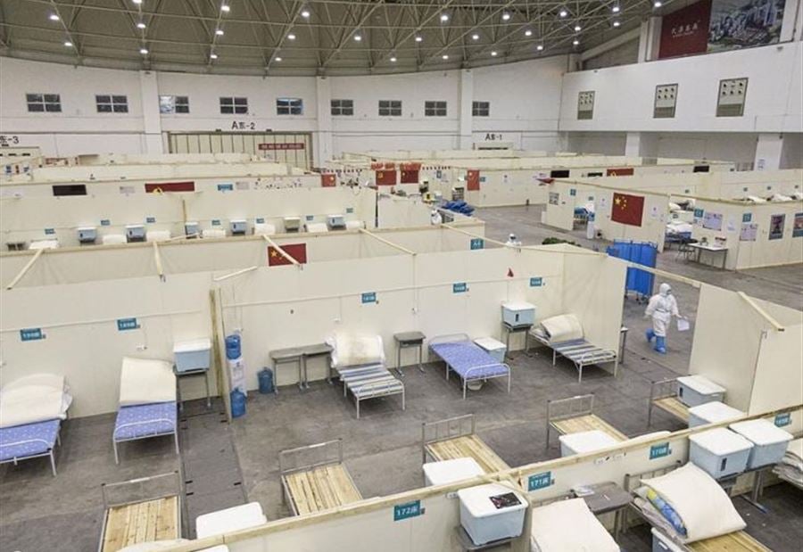 بالصور: مشهدٌ غيرُ مألوفٍ في مستشفى "ووهان" ... لا مرضى 
