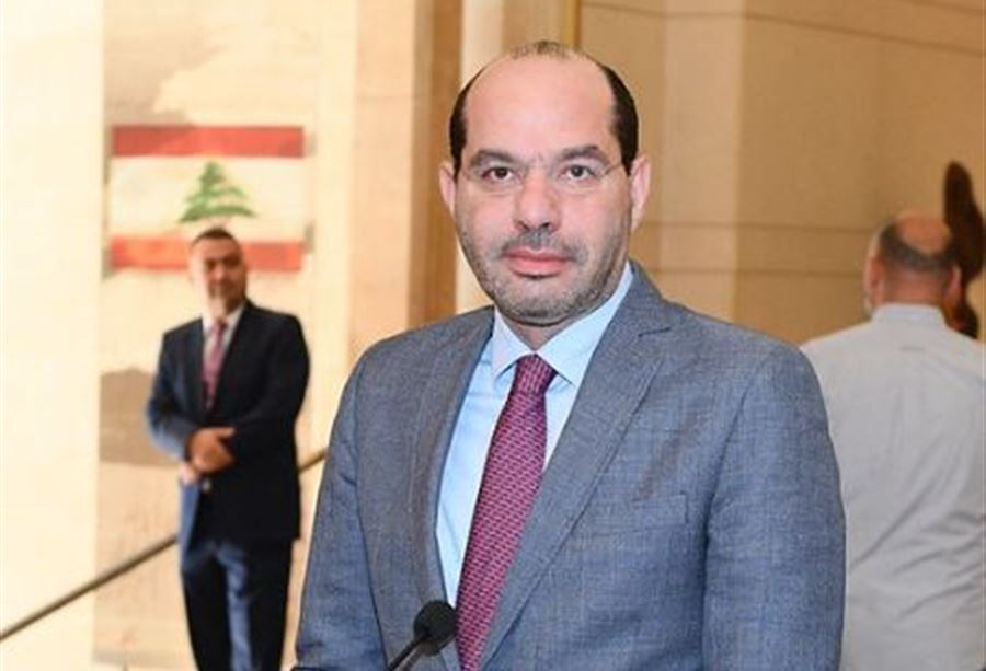 "كي لا يؤخذ موقفنا استخفافًا بموقع الرئاسة"... تغريدةٌ لـ مراد