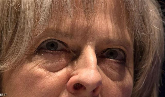 رئيسة حكومة بريطانيا تحذر ترامب من بوتن