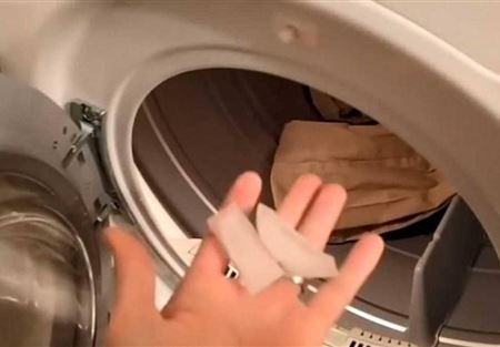 حيلة "مجرّبة" للحصول على ملابس مكوية بعد الغسيل