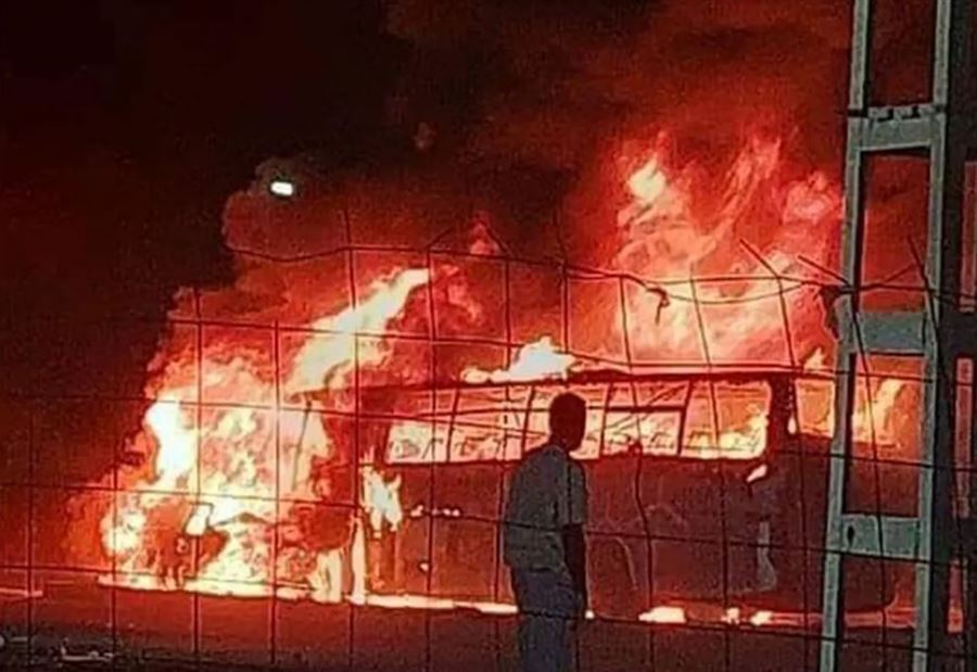 حادث "مأساوي" في الجزائر يودي بحياة عشرات القتلى