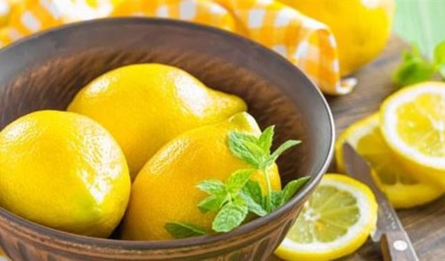 لا تهملوا قشر الليمون.. ففوائده مذهلة! لا تهملوا قشر الليمون.. ففوائده مذهلة!