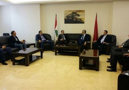 وفد من الحزب التقدمي زار الطاشناق