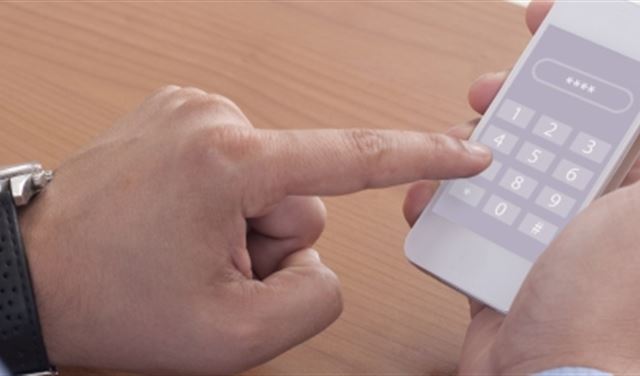 ما العمل عند نسيان كود PIN أو كلمة مرور الهاتف؟