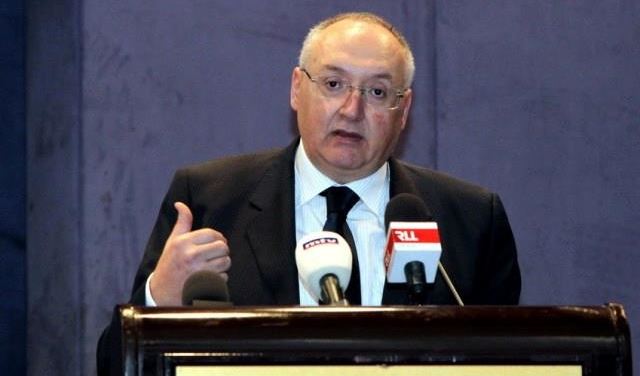 ماذا بين الاعلامي والمعارضة العونيّة؟