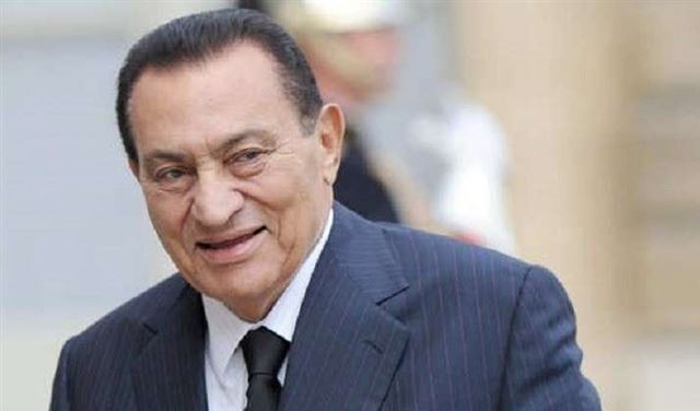 محامي مبارك يكشف عن ثروة الرئيس الأسبق