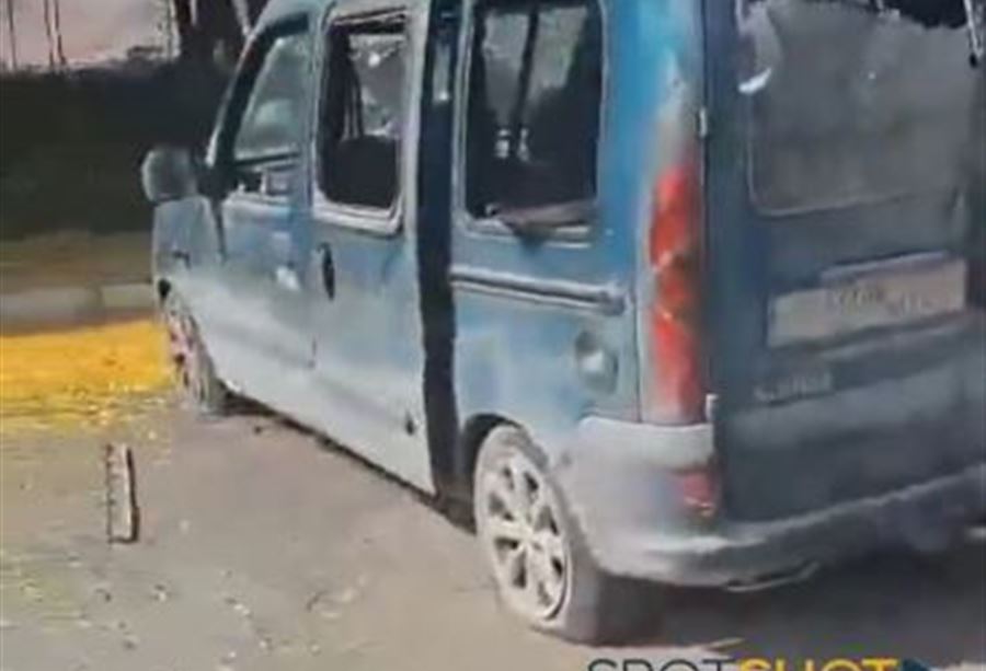 بالفيديو: إستهداف سيارة في بلدة القرعون