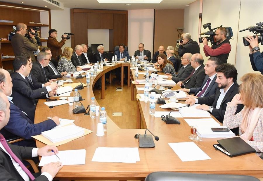 كنعان: سعيد ولكن قلبي على يدي  كنعان: سعيد ولكن قلبي على يدي