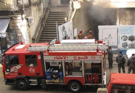 احتراق منزل في مخيم عين الحلوة