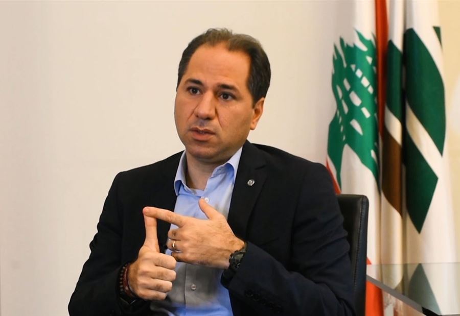 الجميّل: هذه لعبة داخلية