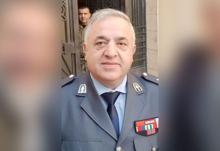 من سيخلف كلاس؟ من سيخلف كلاس؟
