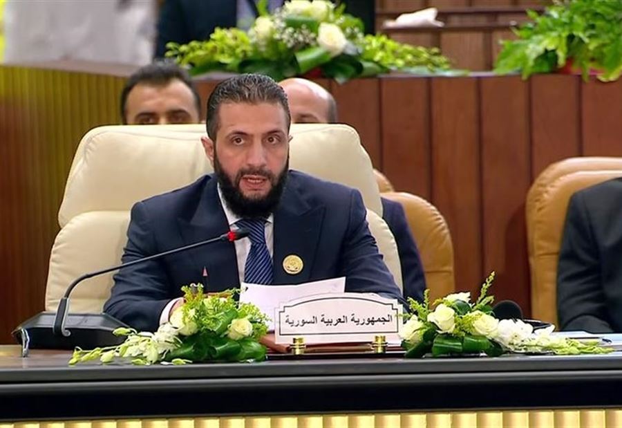"الشرع يكشف عن وجهه الحقيقي في القمة العربية"! "الشرع يكشف عن وجهه الحقيقي في القمة العربية"!