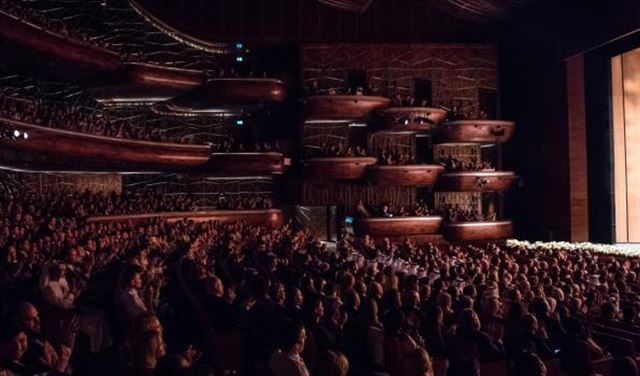 4 خطوات...كيف تصيرون مشاهير دون أية موهبة