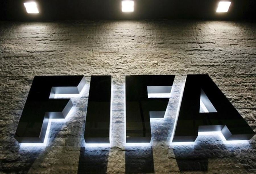 بشرى للمشجعين ... نقل بعض مباريات تصفيات مونديال قطر مجانا  
