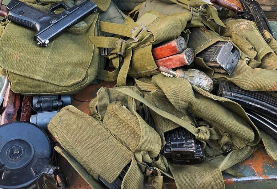 بالصور: الجيش ينفذ مداهمة في بوداي ويصادر أطنان من الـ"حشيشة"