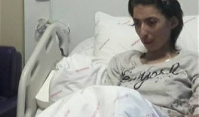 نجم تركي شهير يحقق حلم فتاة مريضة.. من هو؟