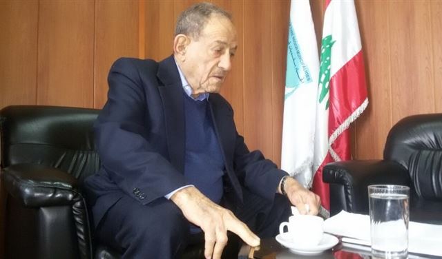 الحسيني: للحفاظ على الموظفين اللبنانيين في اليونيفيل الحسيني: للحفاظ على الموظفين اللبنانيين في اليونيفيل