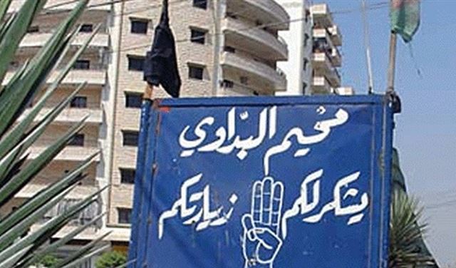 قطع طريق مخيم البداوي إحتجاجا على تسرب مياه الصرف الصحي